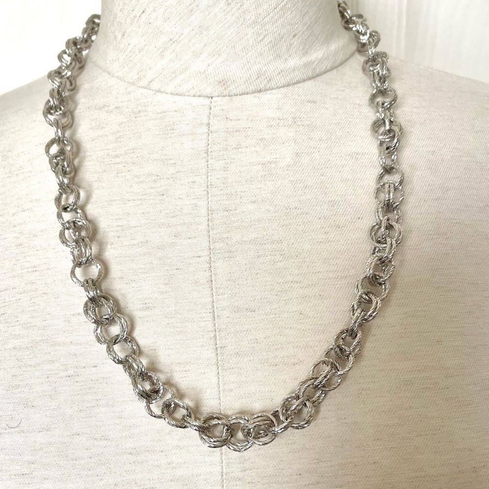 Silver tone chain link necklace